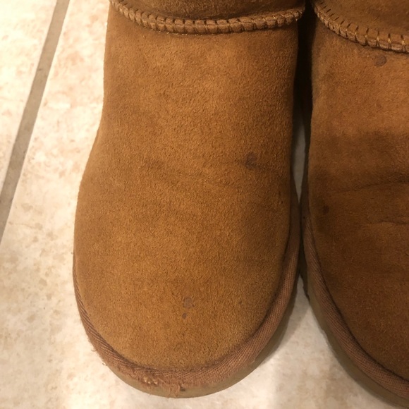 UGG mini bailey button shoes Size 4 Kids: Size 6 Womens balletcore athletic - Picture 4 of 11